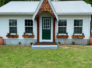 150 E Elm Pl, Van, TX 75790