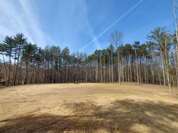 25602 Cherry Hill Ln, Gobles, MI 49055