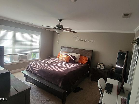 3rd image of 600 River Hill Drive