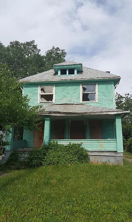 2nd image of 3245 E 116th St