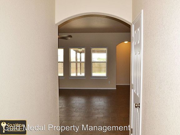 3rd image of 2108 Golden Eagle Dr