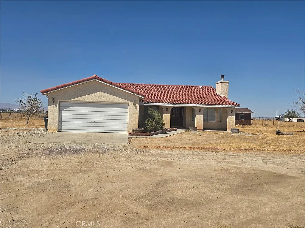 4 bed, 2001 sqft, $3,000 — Photo 3