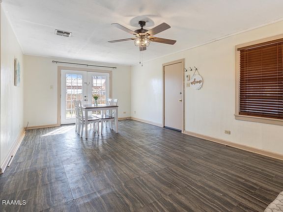 4th image of 2412 Belle Place Olivier Rd