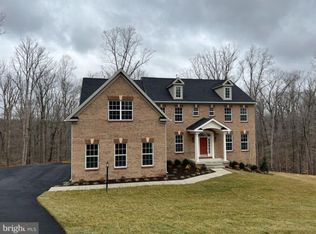 5520 Evesham Ct, Woodbridge, VA 22192