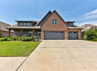 6716 Jay Crest Dr, Edmond, OK 73034