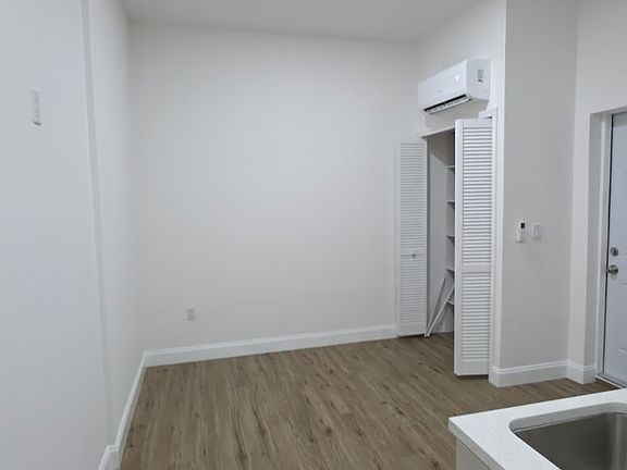 4th image of 6218 N 44th St #A