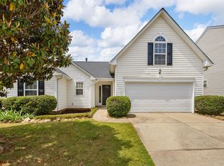 14 Stockbridge Dr, Greer, SC 29650