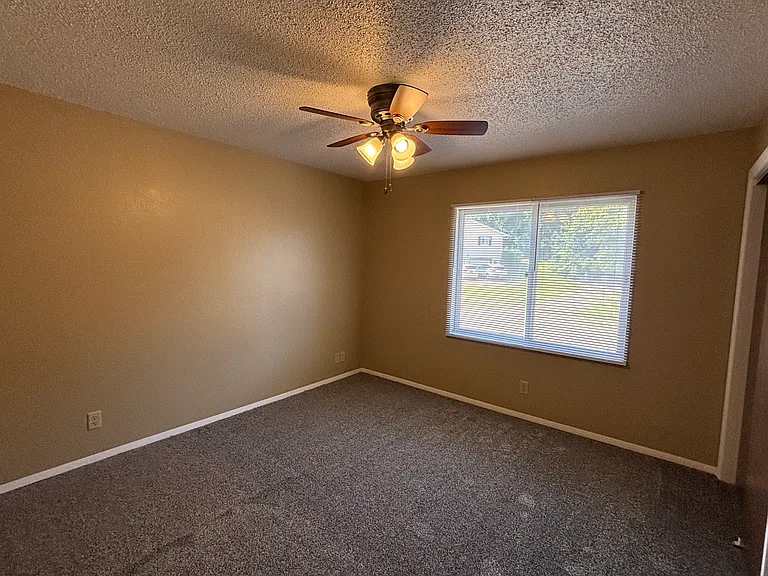 2950 Wildwood Dr #4 — Photo 12