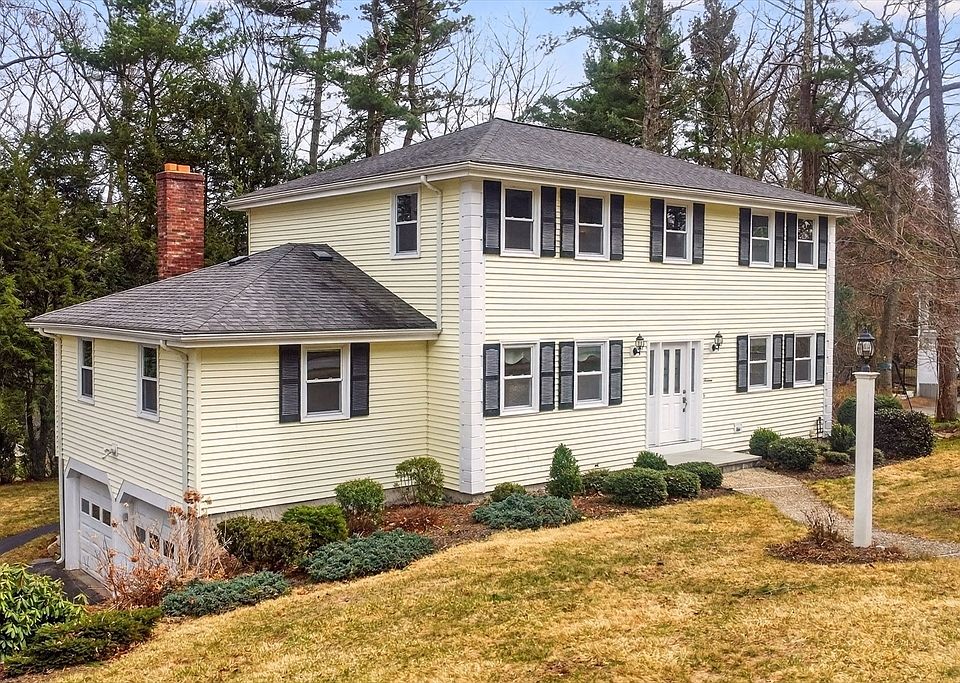 1st image of 16 Eastmount Rd