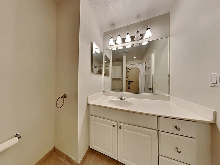 5236 Hampton Beach Pl — Photo 17