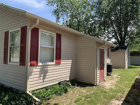 3rd image of 633 Homestead Ave