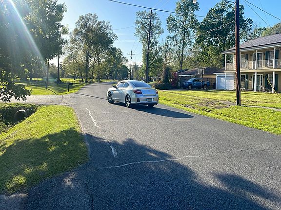 4th image of 10298 Cal Rd