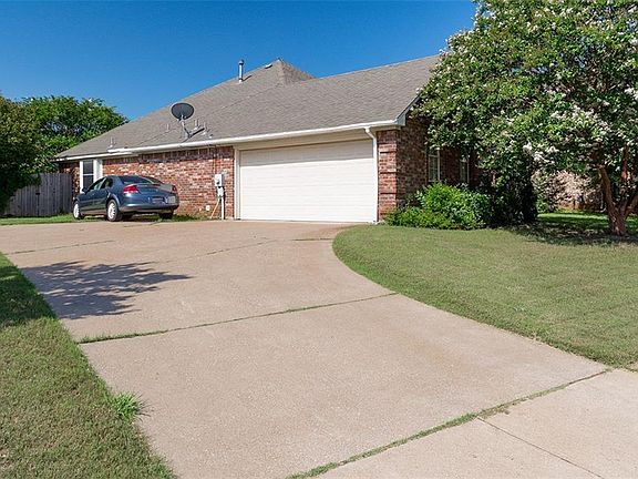 2nd image of 2310 Glenmoor Dr