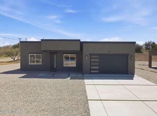 89 Circulo Penjamo, Rio Rico, AZ 85648