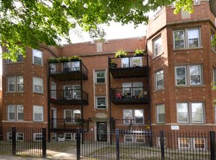 6254 N Richmond St APT 1S, Chicago, IL 60659