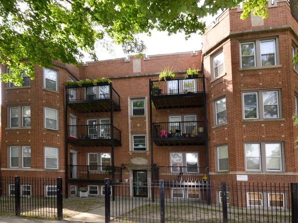 6254 N Richmond St APT 1S, Chicago, IL 60659