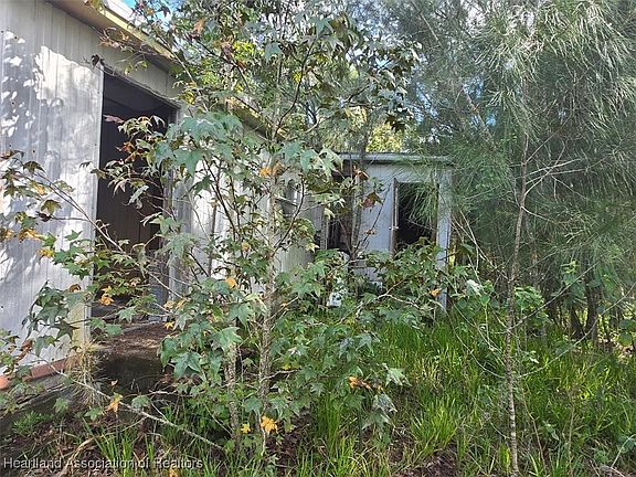 3rd image of 26 Siesta Ln