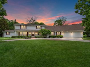 561 Saint Marys Blvd, Green Bay, WI 54301