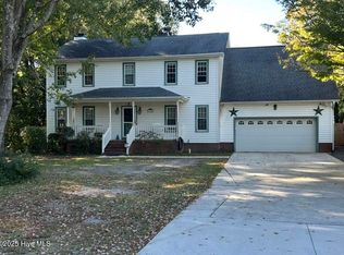 704 Benchmark Ct, Wilmington, NC 28409
