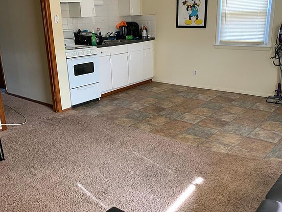 Kitchen/Living Rm/Dining Rm Open Concept