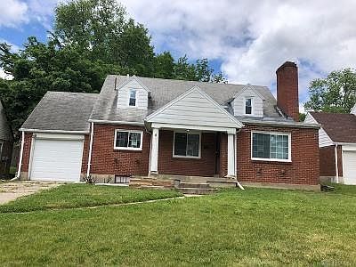 1st image of 1061 Bertram Ave