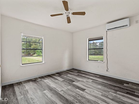 3rd image of 10027 Barnes Rd