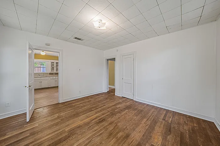 3100 King St — Photo 11