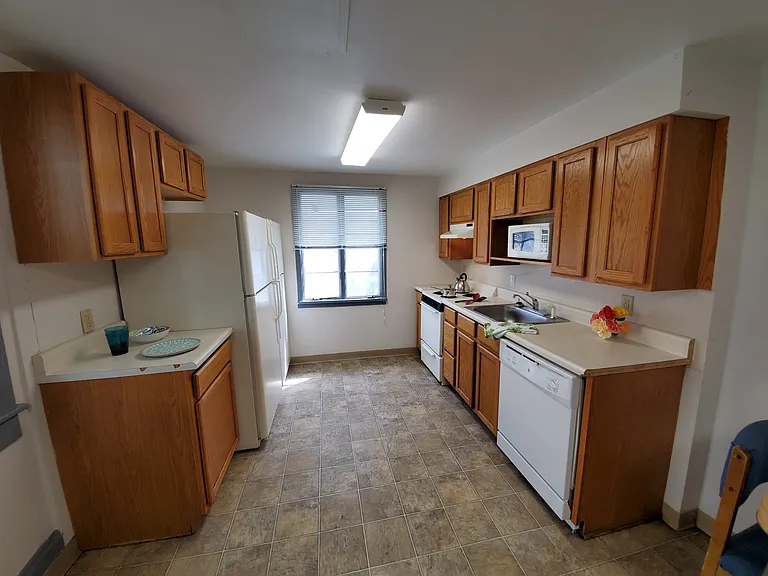 105 Dryden Ct — Photo 45