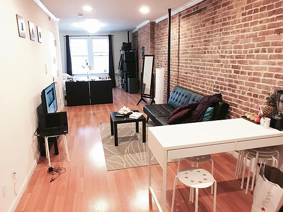 4th image of 69 Pineapple St APT 4