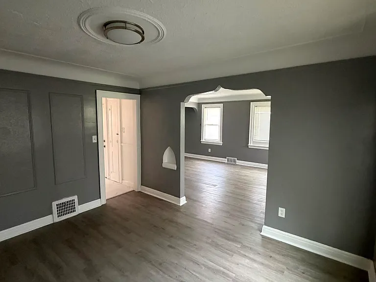 15443 Whitcomb St #2 — Photo 16