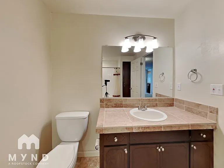 19225 SW Prospect Pl — Photo 28