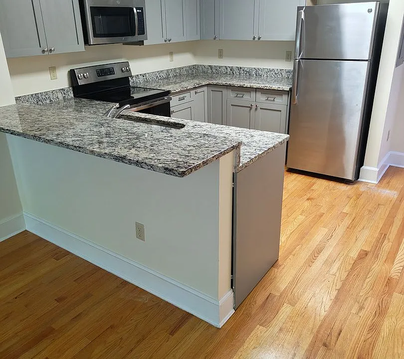 Beautiful 1BR in historic O'Connell School building on Park St in Bristol!