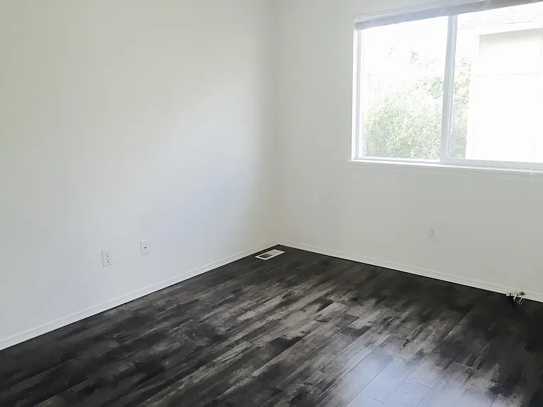 Upstairs bedroom 1