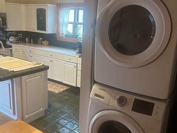 5th image of 5307 Vera Cruz Rd #2