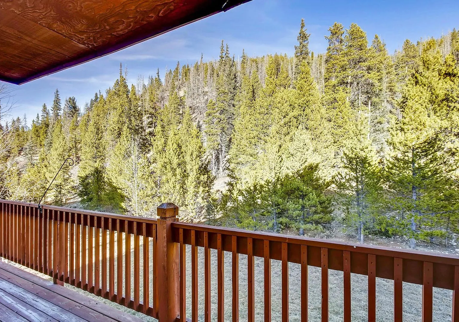 2 Bedroom between Breck and Frisco!! Top Floor! Heat included! 1 car garage! Vaulted Ceilings, Gr... — Photo 2