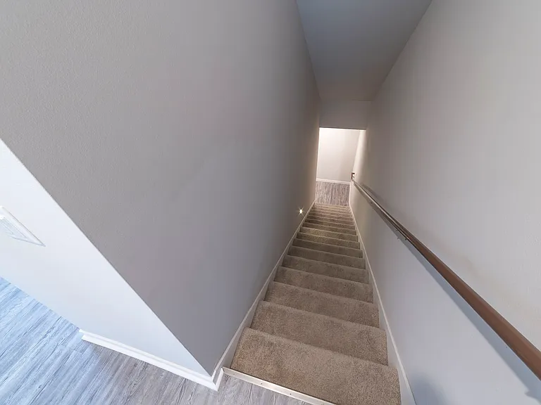 Mammoth Springs Apartments & Townhomes — Photo 98