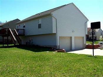 2nd image of 3832 Sugarberry Dr