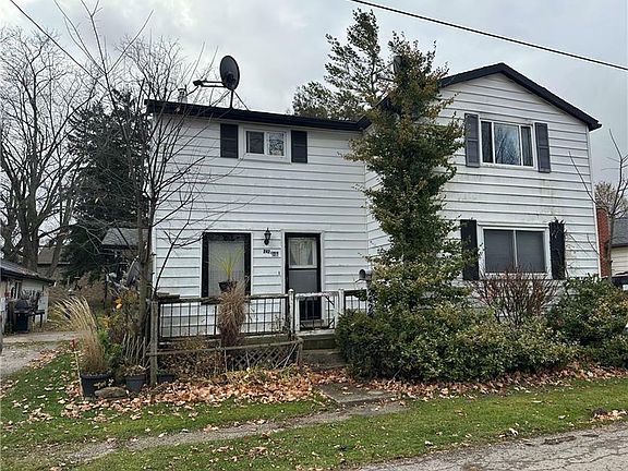 2nd image of 242 Victoria St