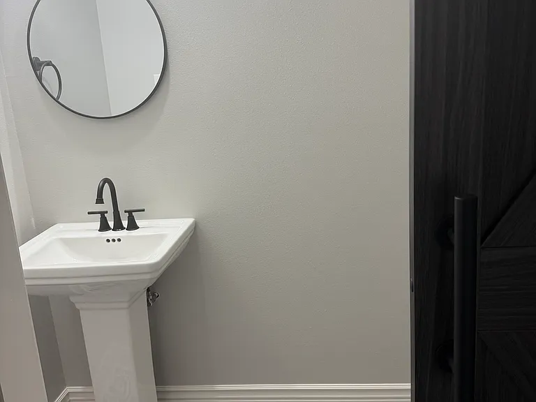 718 Majestic Pl #718 — Photo 13