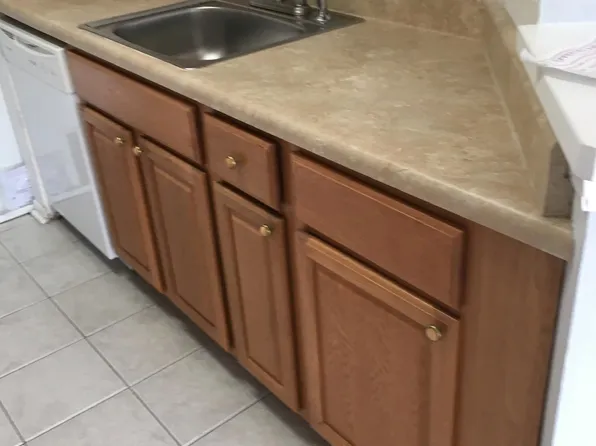 1016 Autumn Woods Ln APT 109, Virginia Beach, VA 23454