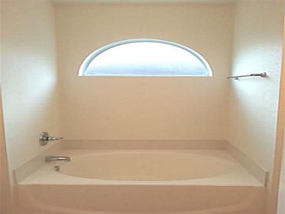 5th image of 3848 Cedar Falls Dr