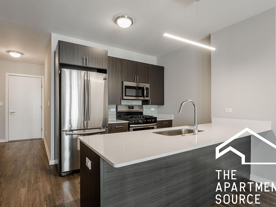 1st image of 302 W North Ave #209