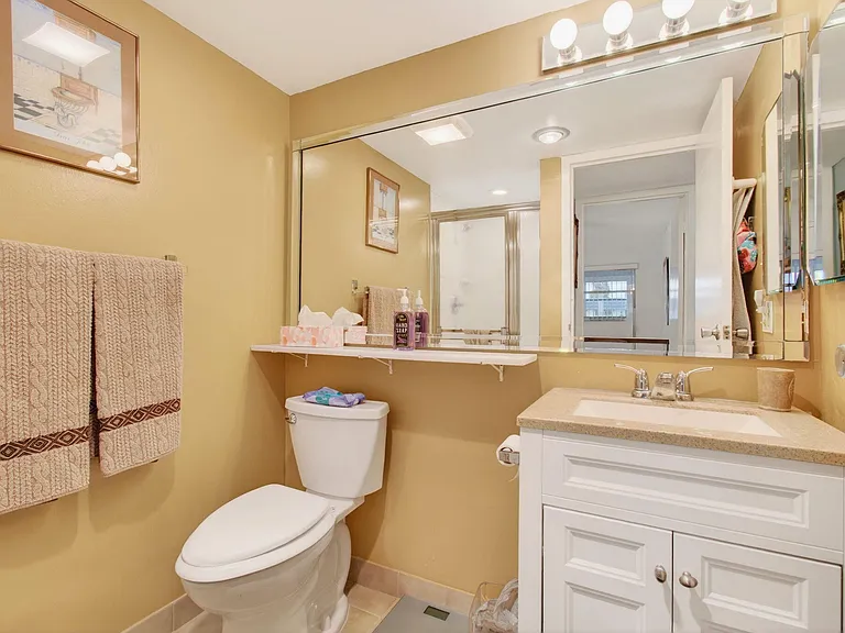 213 Waterford Cir #I — Photo 27