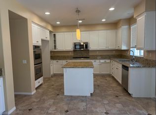 31947 Oregon Ln, Temecula, CA 92592