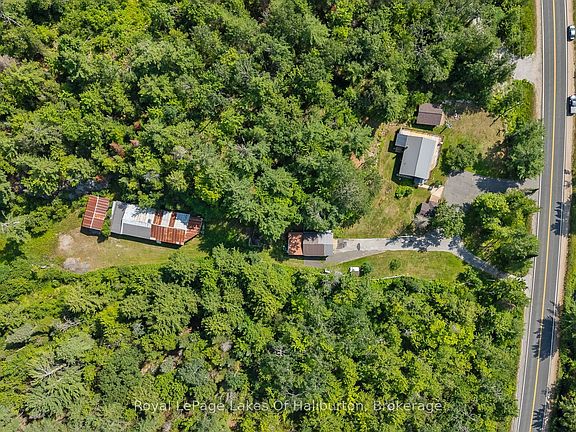 3rd image of 1329 Gelert Rd