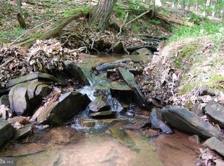 Rosebud Ln, Great Cacapon, WV 25422