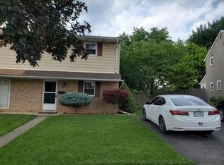 330 Edward Ln, Catasauqua, PA 18032