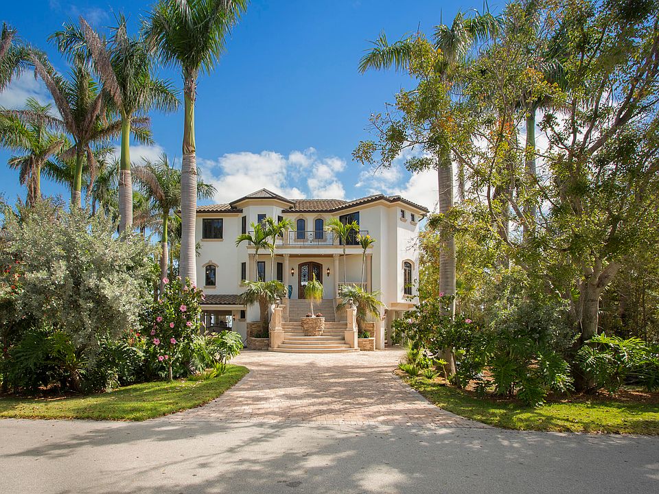 1st image of 49 Cannon Royal Dr