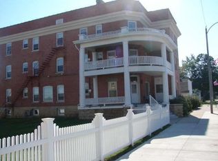 118 E Railroad St APT 5, Lena, IL 61048