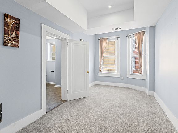 5th image of 3024 Auchentoroly Ter APT 2